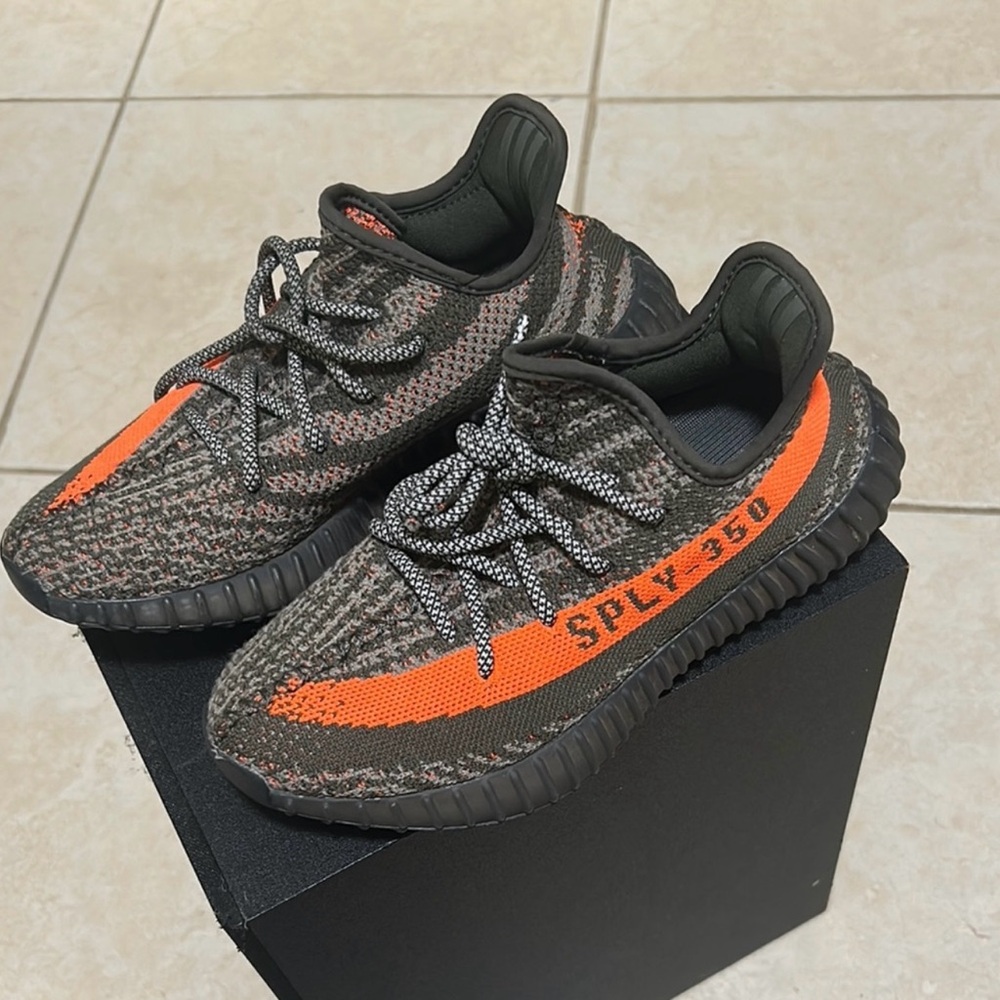 Adidas Yeezy Boost 350 V2 Sneakers